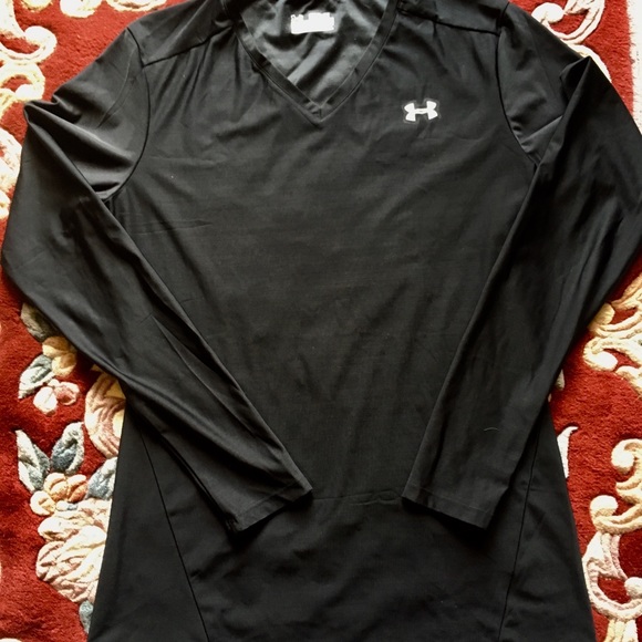 Under Armour Other - MENS UNDER ARMOUR V-NECK COMPRESSION HEATGEAR..2XL